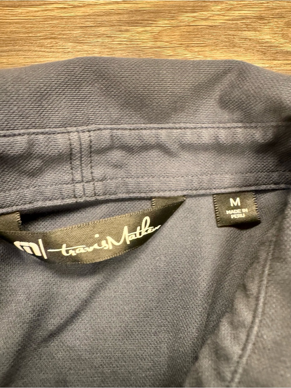 TravisMathew Polo Shirt Mens Medium Navy Blue Golf Casual Performance Logo - Picture 3 of 6